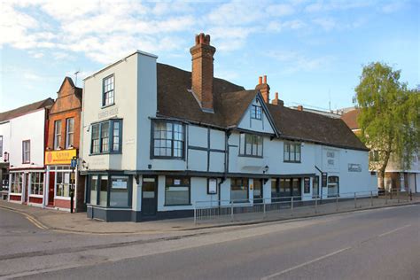 CORNER HOUSE Pub of Canterbury