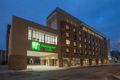 HOLIDAY INN & SUITES CINCINNATI DOWNTOWN, AN IHG HOTEL $141 ($̶1̶9̶2̶) - Updated 2022 Prices ...