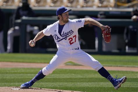 Trevor Bauer hosts bullied 11-year-old boy at Dodgers game - Los ...