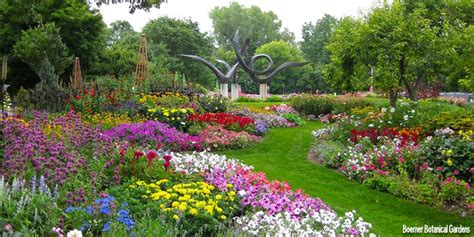 6 Fun Things To Do in Milwaukee | Travel Wisconsin | Botanical gardens, Garden tours, Wisconsin ...