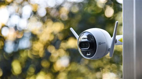 This AI security camera offers high night-vision performance » Gadget Flow