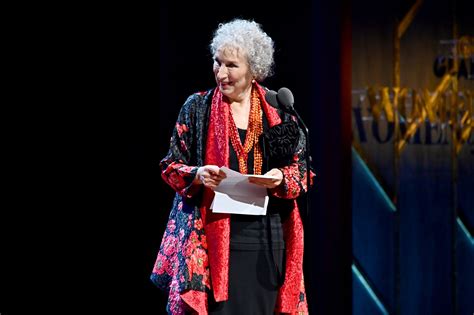 Let Margaret Atwood’s Women of the Year Speech Inspire You to Keep Rising Up | Glamour