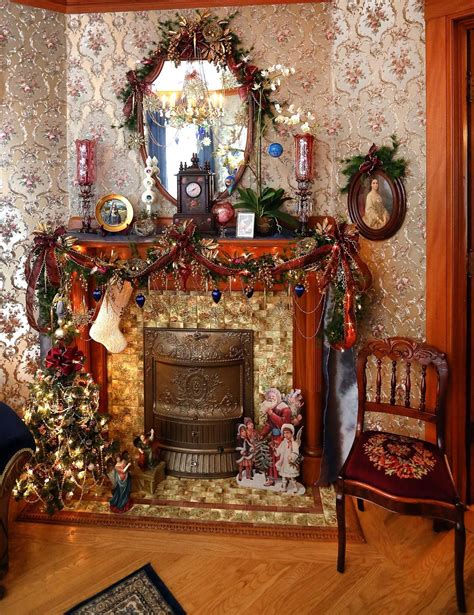 Elegant Victorian Christmas Decor in a Historic Home