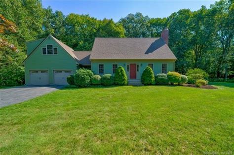 Hebron, CT Real Estate - Hebron Homes for Sale | realtor.com®