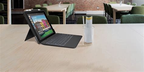 The Best iPad Keyboard Cases for Using Your iPad as a Laptop