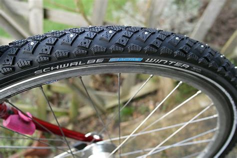 TESTED: SCHWALBE WINTER SPIKED TYRES