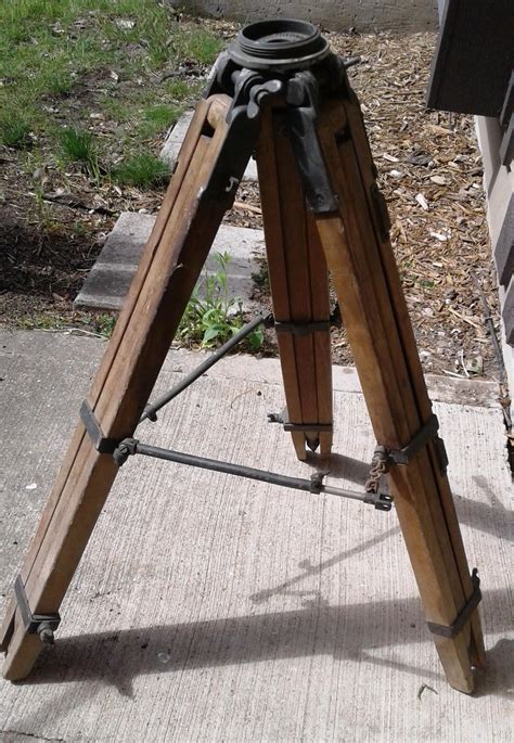 Vintage wood surveyor's tripod | InstAppraisal