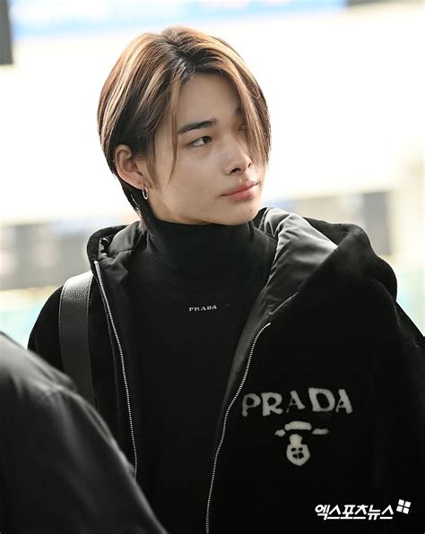 ENHYPEN’s Ni-Ki Gains Attention For Being A Perfect Gentleman At Prada ...