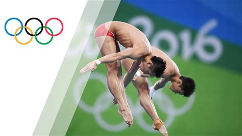 Chinese pair wins Men's Synchronized Diving 10m gold - YouTube