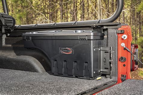 Rugged Ridge Armis Swing Case for 2020 Jeep Gladiator JT in 2020 | Jeep gladiator, Jeep wrangler ...