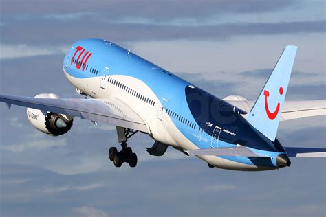 TUI Airways Boeing 787-9 Dreamliner G-TUIM – v1images Aviation Media