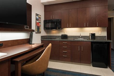 COURTYARD BY MARRIOTT SEATTLE DOWNTOWN/PIONEER SQUARE $152 ($̶2̶1̶3̶) - Prices & Hotel Reviews - WA