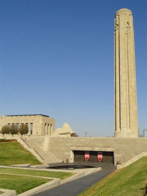 Kansas Landmarks And Tourist Attractions