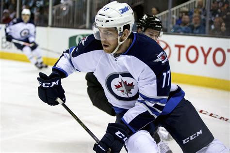 Winnipeg Jets' 2016 Top 25 Under 25: #9, Adam Lowry - Arctic Ice Hockey