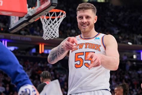 Knicks' Isaiah Hartenstein dominates with rebounding masterpiece