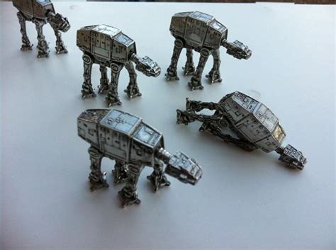 Star Wars AT-AT Walker Mini Model | Gadgetsin