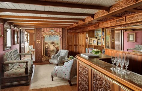 Classic Yacht LA SULTANA - Interior — Yacht Charter & Superyacht News