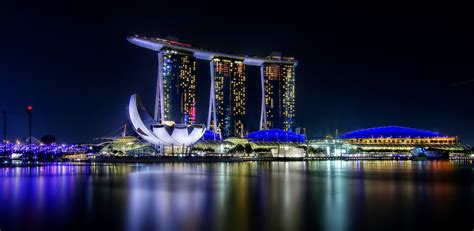 File:Marina Bay Sands, Singapore (8351775641).jpg - Wikimedia Commons