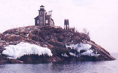 Photos of Granite Island Light Station - Lake Superior