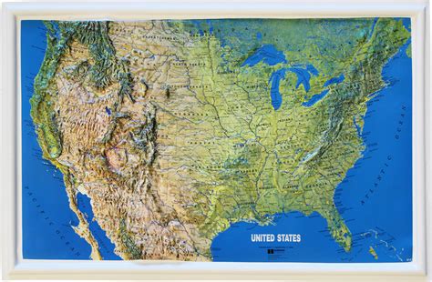 USA - 26" x 17" Relief Map - Maps