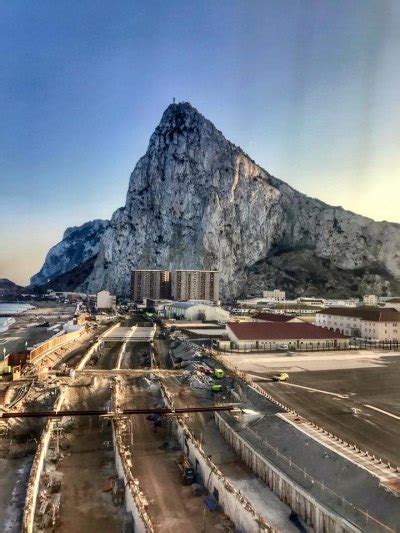 4-lane airport tunnel taking shape | Gibraltar Panorama