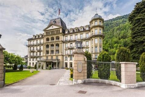 19 Best Hotels in Interlaken, Switzerland & Places to Stay