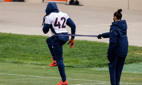 Denver Broncos injuries: 3 players held out of practice Friday