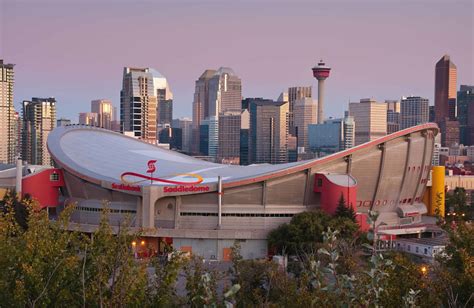 REPORT: Calgary's Saddledome is falling apart at an alarming rate