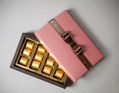 Pink Silk Chocolate Box - Chocobon