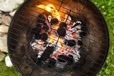 How To Put Out A Charcoal Grill (Safely!)