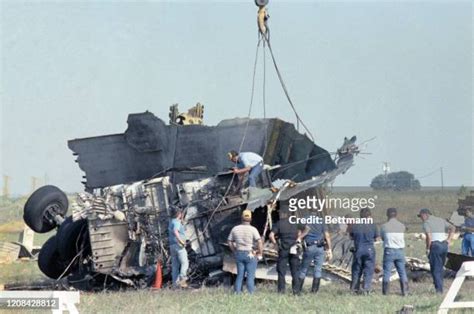 19 Delta Flight 191 Stock Photos, High-Res Pictures, and Images - Getty ...