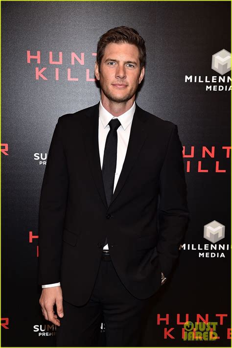 Photo: gerard butler hunter killer premiere nyc 05 | Photo 4168878 | Just Jared: Entertainment News