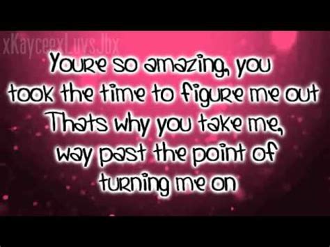 Rihanna Ft. Drake What's My Name lyrics - YouTube