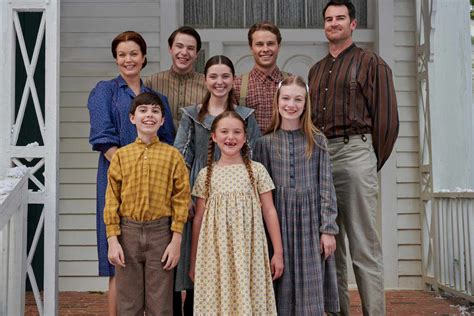 We Have a Sneak Peek at the Movie Reboot of "The Waltons"