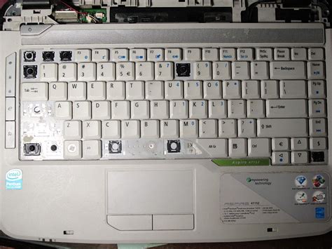 Acer Aspire 4715z Keyboard Replacement | Misadventures of an Electronics Junkie