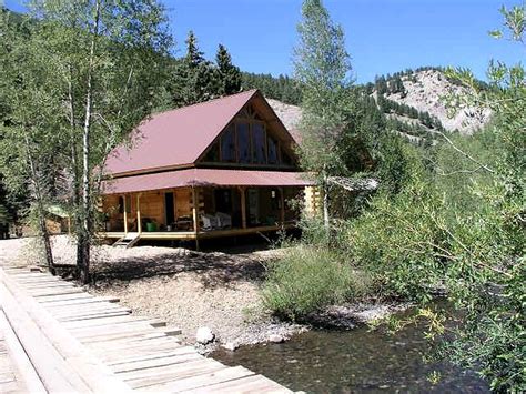 Texan Resort, Log Cabins 45395, Lake City, United States of America | Glamping Hub