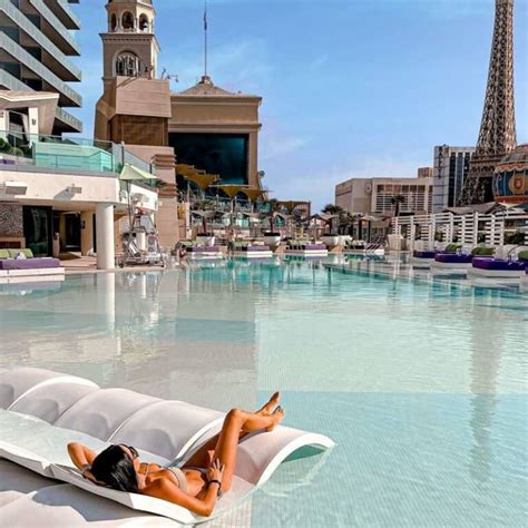 Cosmopolitan Las Vegas Pool: Hours, Prices - 1OAK Las Vegas