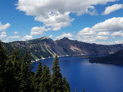 Crater Lake Oregon - Bucket List Adventures Guide