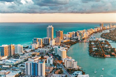 20 HONEST Pros & Cons of Living in Miami, Florida (Let's Talk)