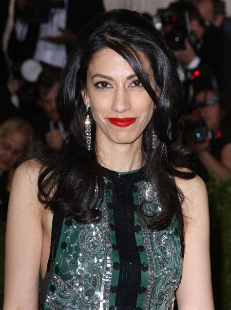 Huma Abedin | Muslim brotherhood, Style, Bikinis