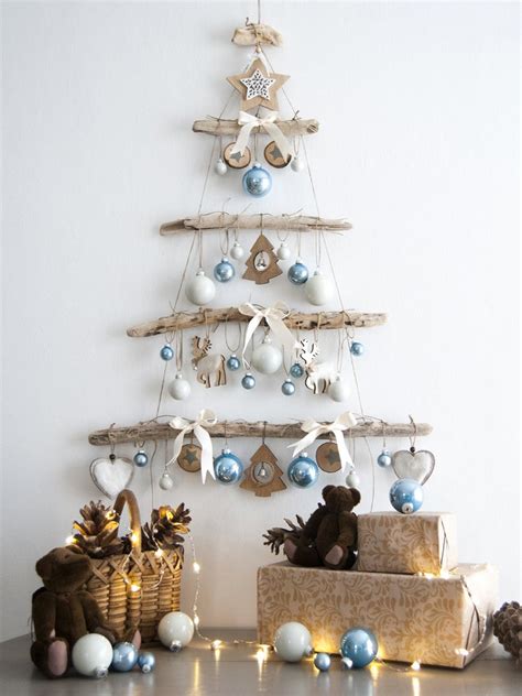 Albero di Natale da parete: 10 idee per una decorazione originale