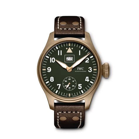 8 Aviation-Inspired Luxury Watches That Will Upgrade Your Style ...