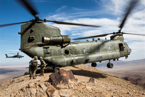 Chinook arrival with Royal Air Force remembered | Royal Air Force