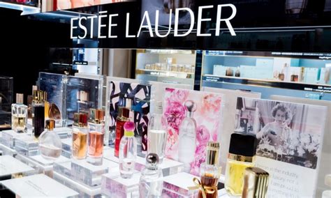 Estée Lauder Lowers Outlook but Continues to Bet Big on Chinese Market | PYMNTS.com