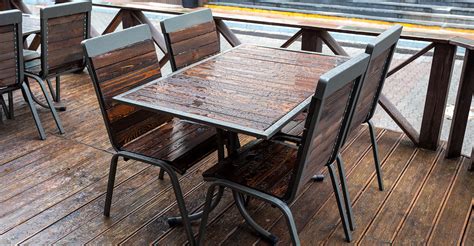 How restaurants can improve their outdoor seating area | King Brands