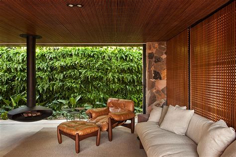 Modern home in Brazil plays up a vintage feel - Curbed