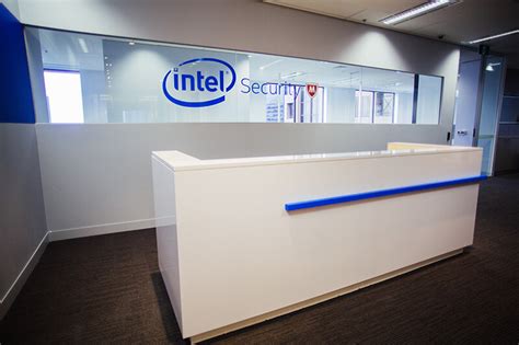 Intel Security Fit Out | Symmetry Commercial