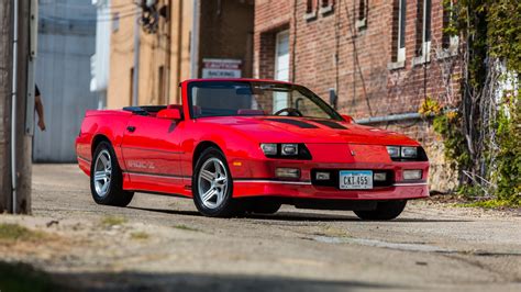 1990 Chevrolet Camaro IROC-Z Convertible | F110 | Chicago 2017