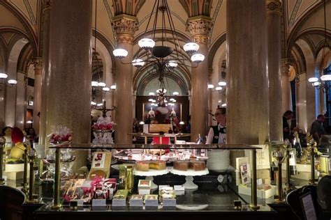 5 Must Try Coffee Houses In Vienna That Will Fulfil Your Sweet Tooth ...