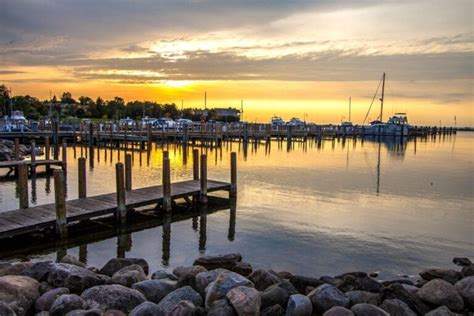 21 AMAZING Things To Do In Petoskey, Michigan (2024)